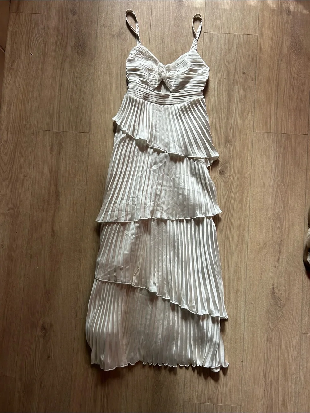 NWOT Abercrombie & Fitch Giselle Pleated Tiered Maxi Dress
